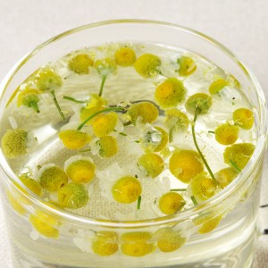 Premium Organic German Chamomile Dried Flowers for Herbal Tea, Skincare & Health Supplements Export